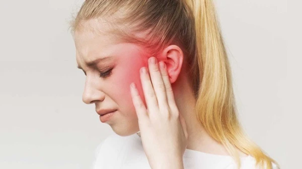 15 درمان خانگی مؤثر برای عفونت گوش