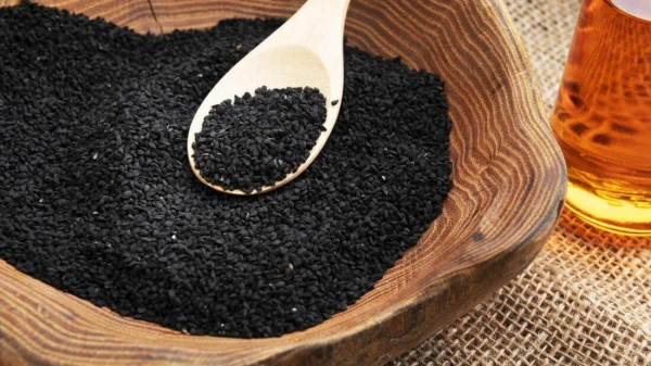 نقش سیاهدانه در سم زدایی بدن